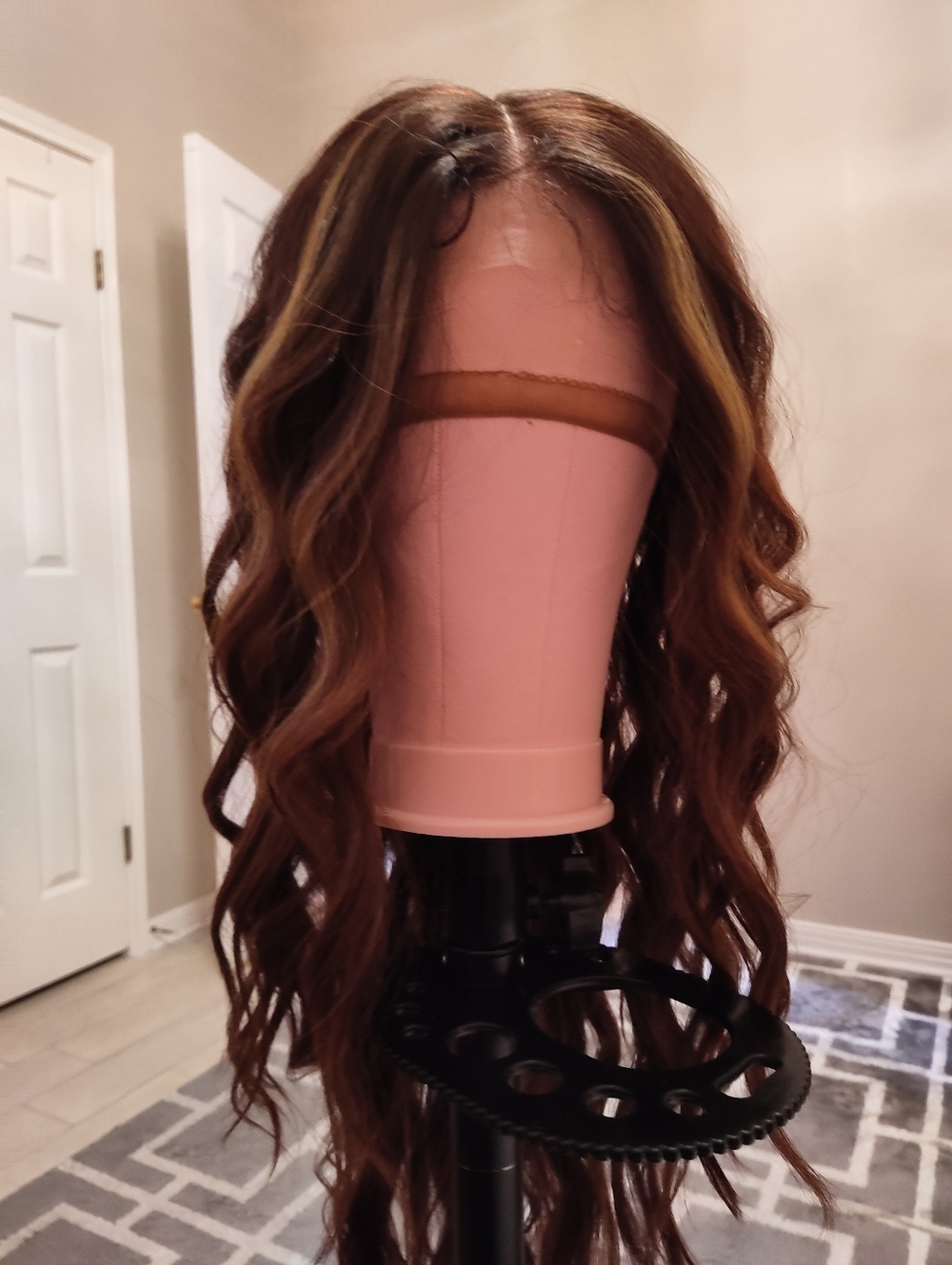 Sensationnel Butta HD Lace Wig Unit 29 Long Glueless Brown Caramel Highlighted
